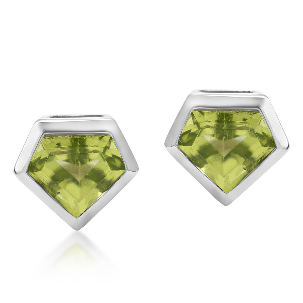 18K white gold earrings with peridote of 1.26ct
